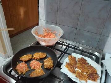 Korzenne placuszki marchewkowe